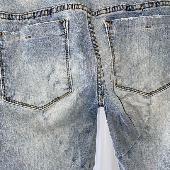 Rose Embroidered Denim - Picture 5 of 9